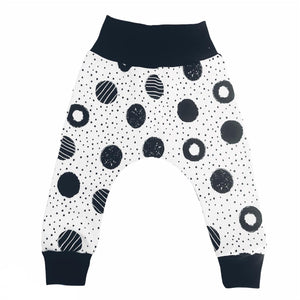 Harem pants - black circles on white