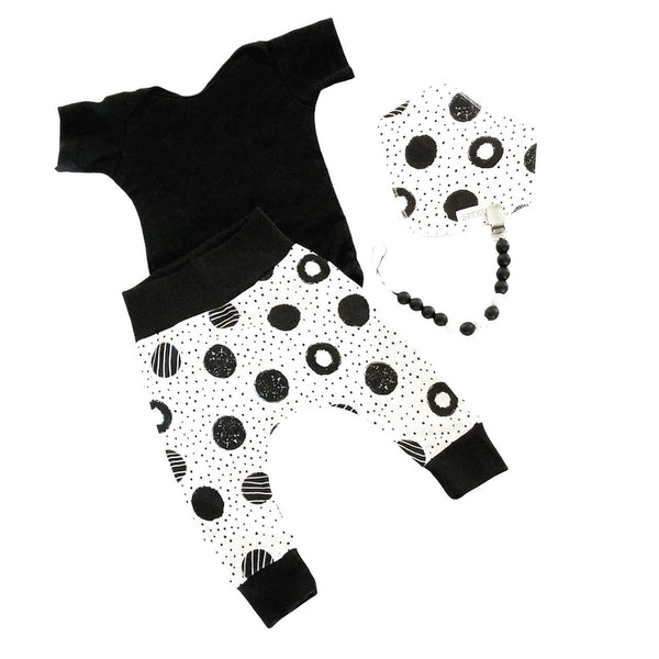Harem pants - black circles on white