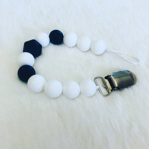 White and black hex chewy clip